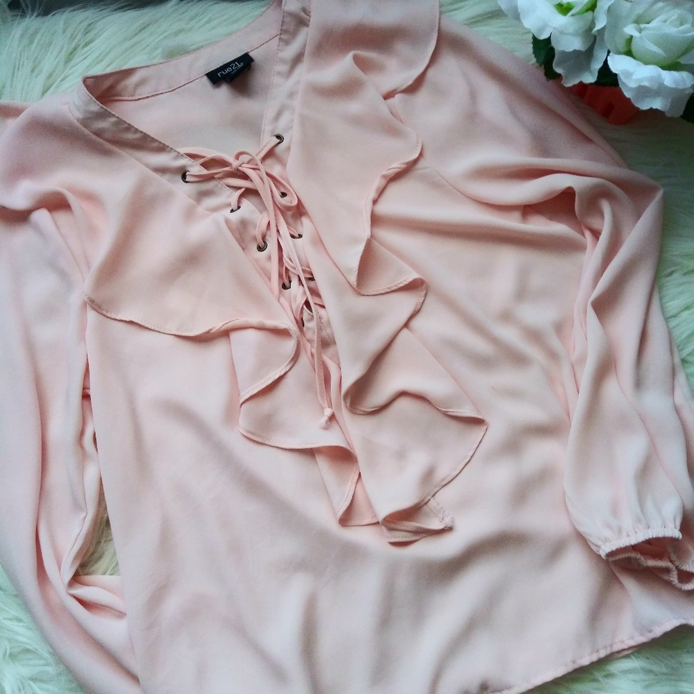 Blouse - Picture 2 of 5